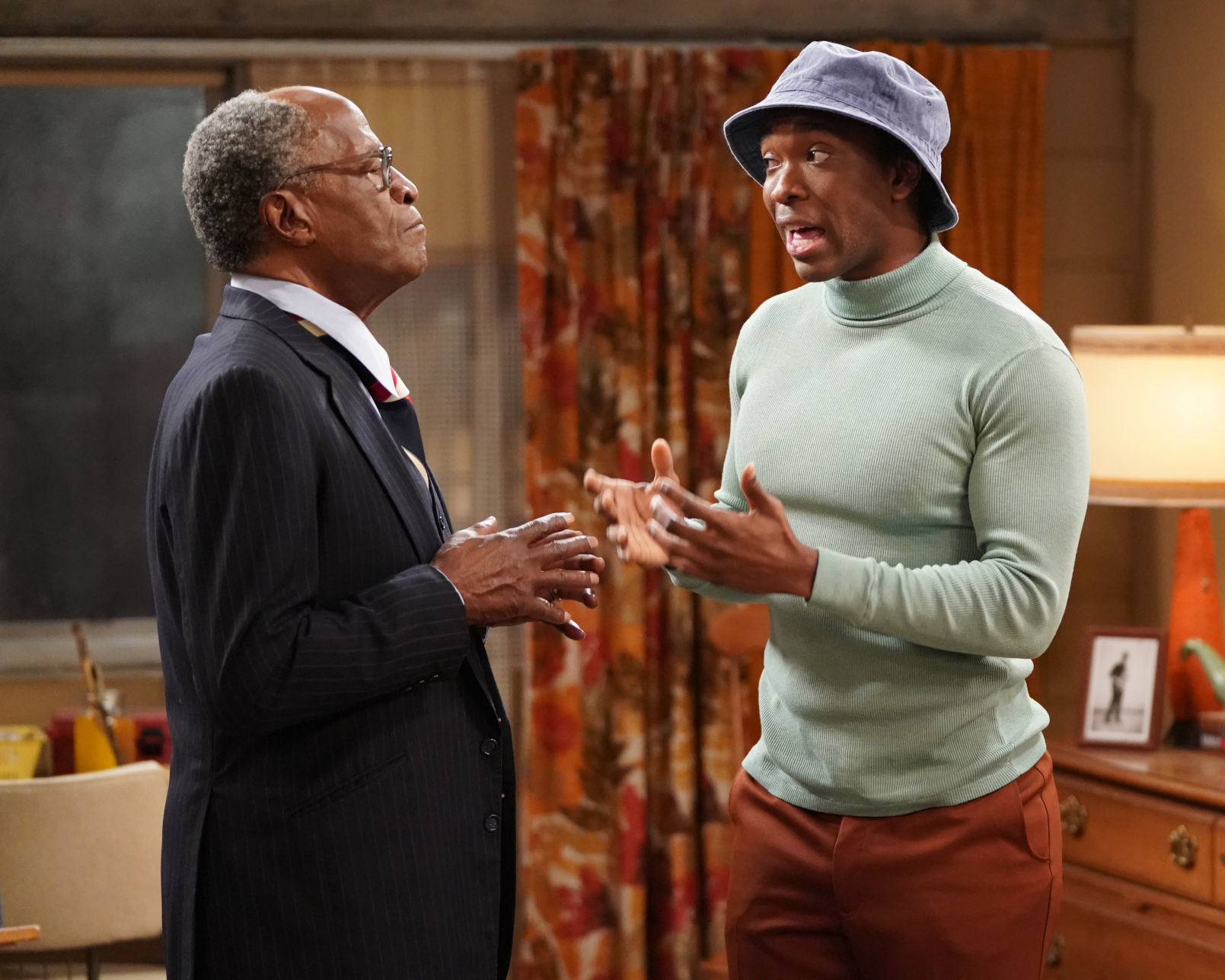 ABC's live 'Good Times' and 'All in the Family' try again to rekindle the magic of yesterday's sitcoms